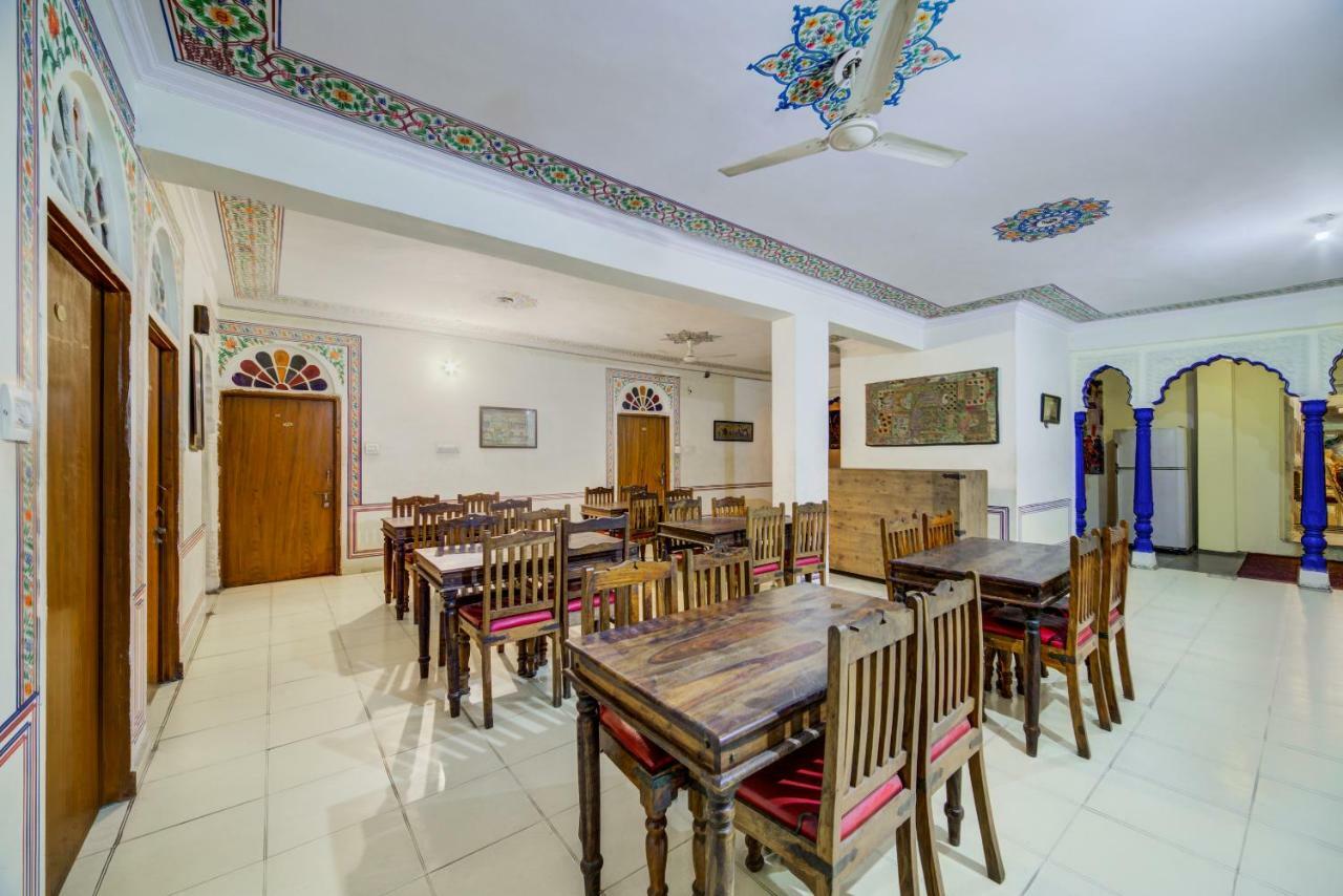 Oyo 40791 Hotel Hot N Fast Suratgarh Екстериор снимка
