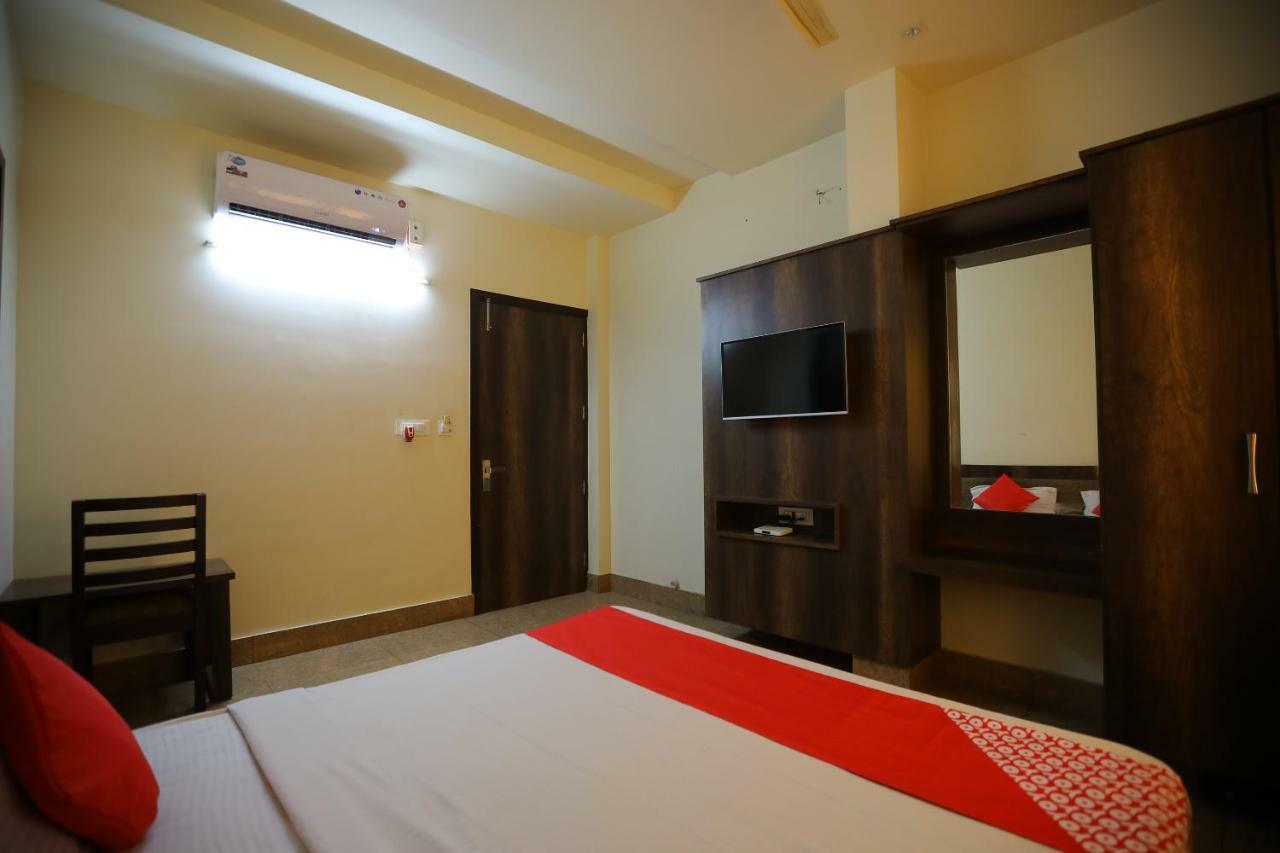 Oyo 40791 Hotel Hot N Fast Suratgarh Екстериор снимка