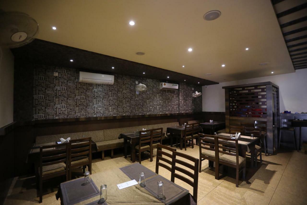 Oyo 40791 Hotel Hot N Fast Suratgarh Екстериор снимка