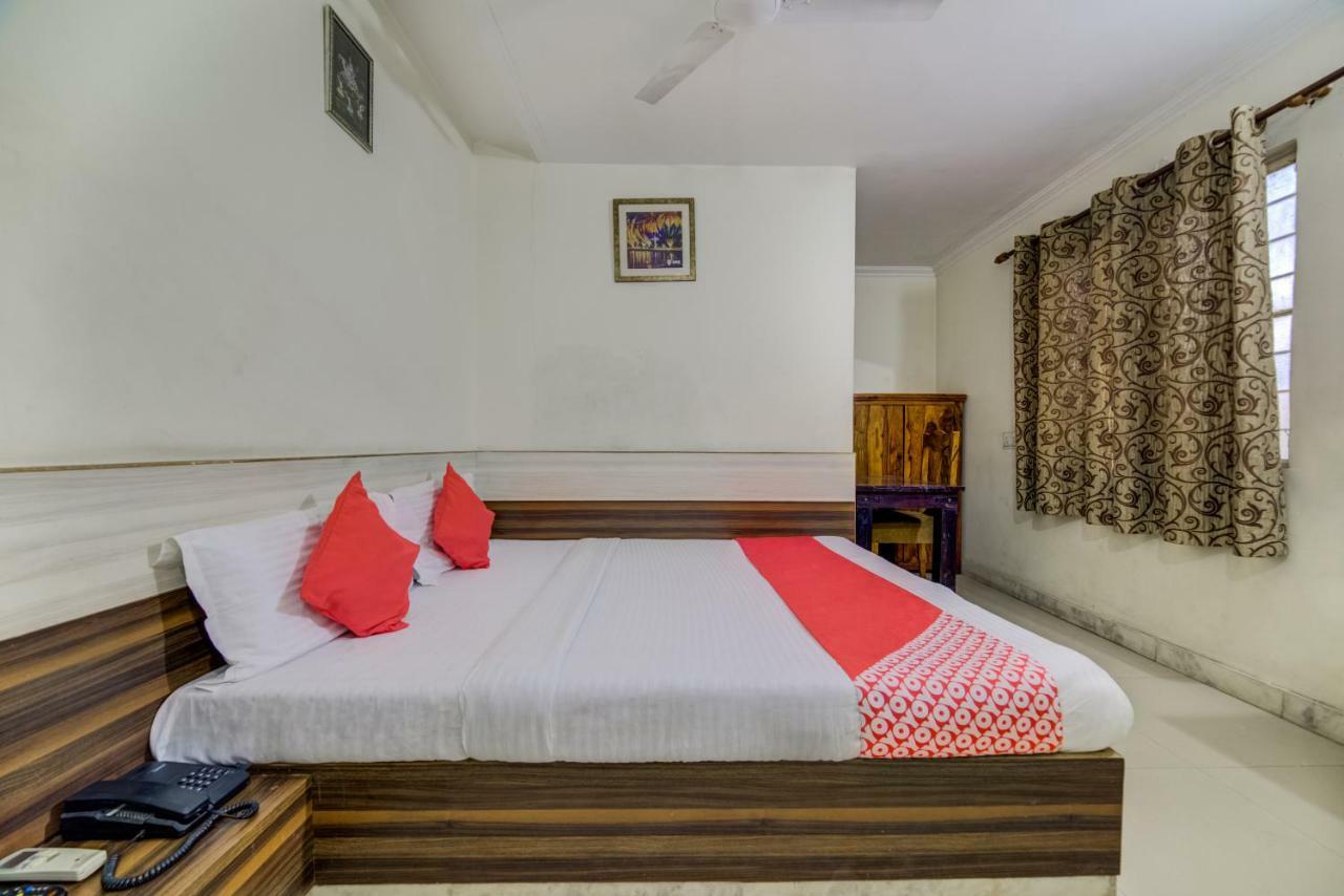 Oyo 40791 Hotel Hot N Fast Suratgarh Екстериор снимка